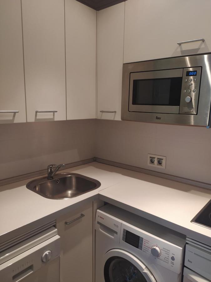 Apartamento En El Centro Con Garaje Directo. Bilbao Bagian luar foto