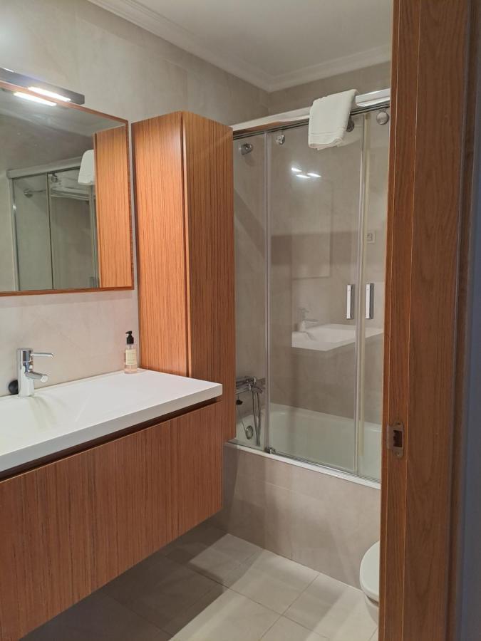 Apartamento En El Centro Con Garaje Directo. Bilbao Bagian luar foto