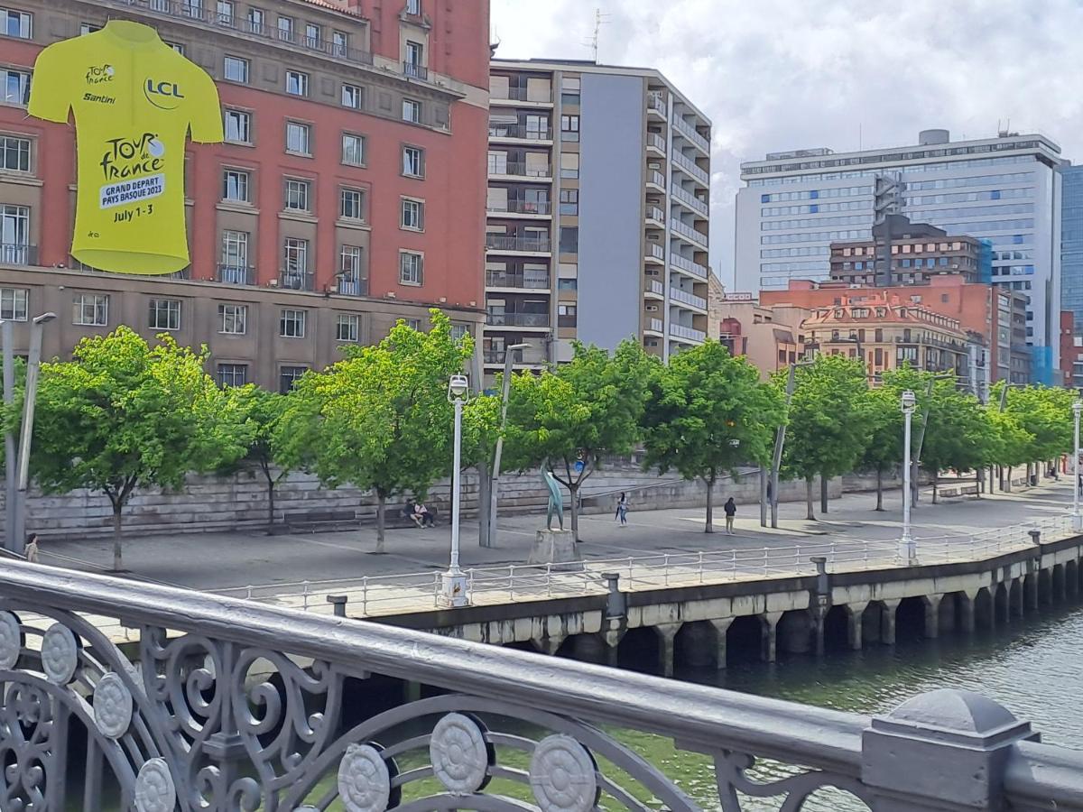 Apartamento En El Centro Con Garaje Directo. Bilbao Bagian luar foto